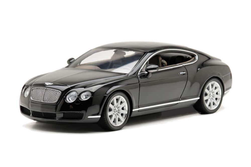 Product Photography lighting of luxury car