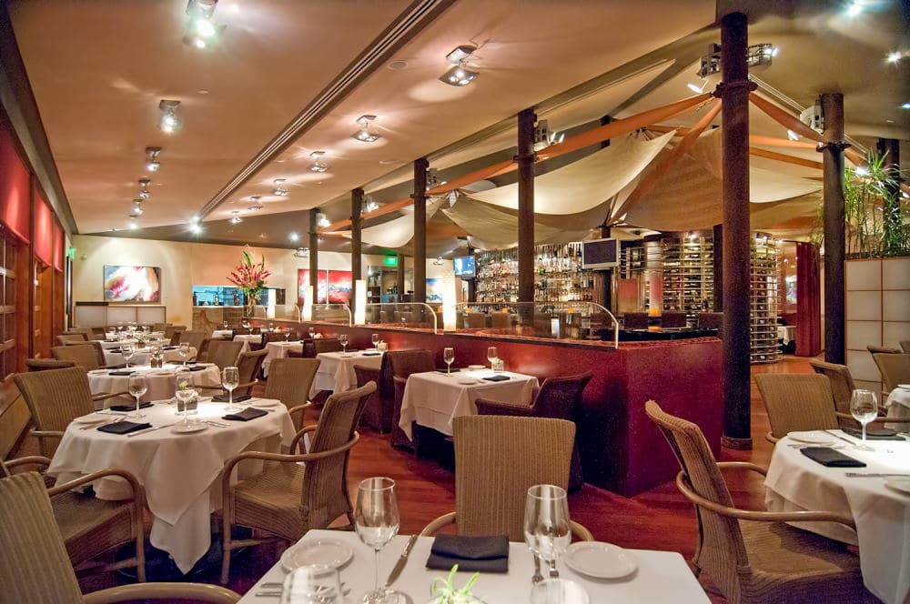 Interior Photography of a restaurant in Newport Beach